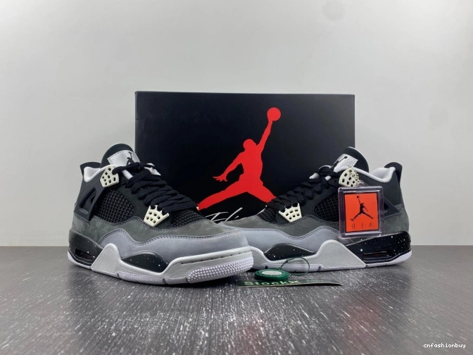 4 626969-030 Fear Jordan (2013) Pack Retro 0918